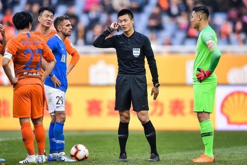 王国栋足球爆料视频大全,揭秘精彩瞬间与幕后故事  第3张